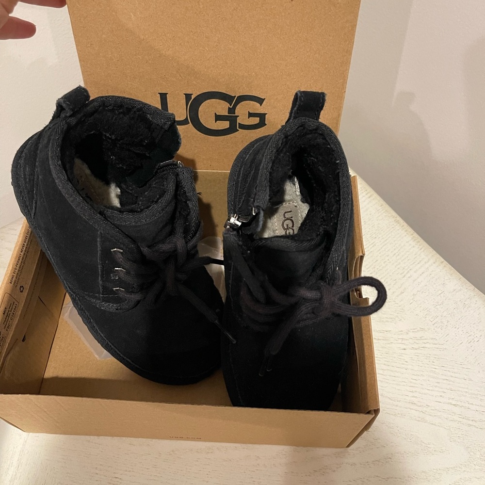 Ugg. Size 9